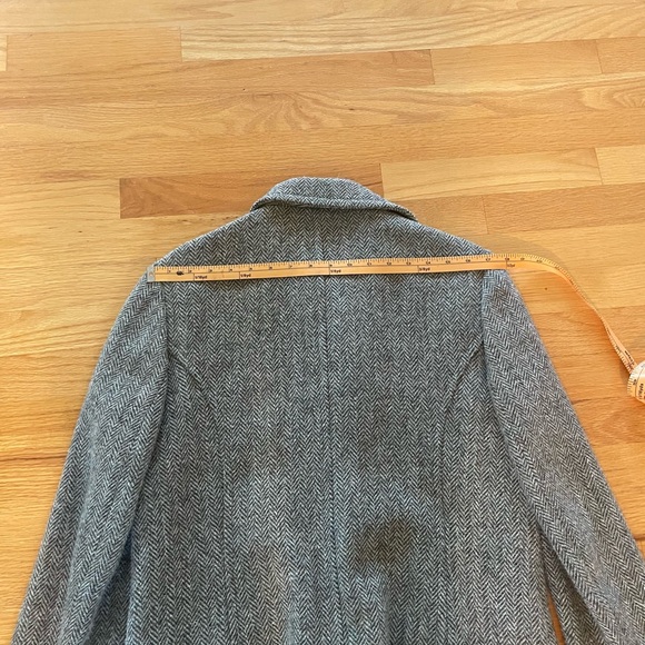 Harris Tweed jacket-Peter James - Picture 8 of 9